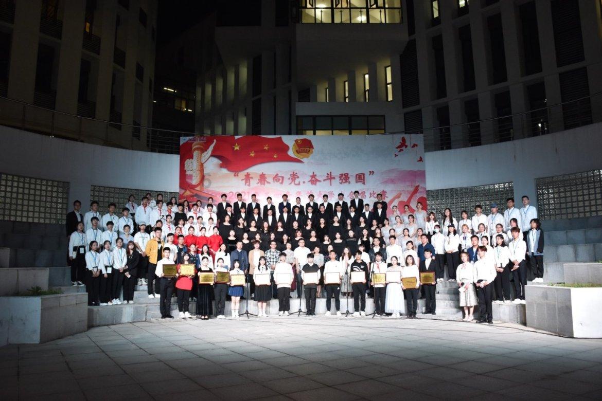 燕谷坊盘中异动 早盘大幅下跌5.28%
